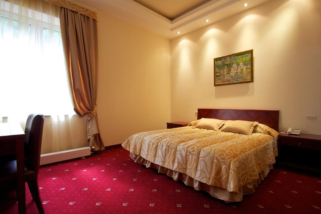 Best Resort Aghveran Arzakan Room photo