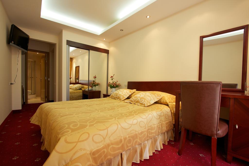 Best Resort Aghveran Arzakan Room photo
