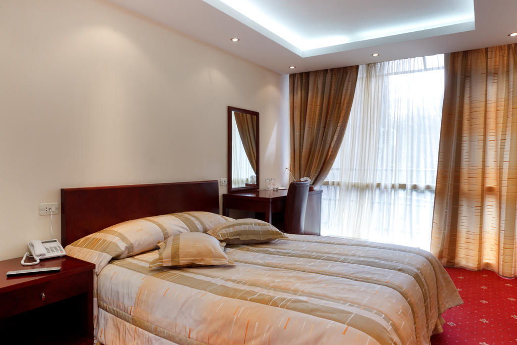Best Resort Aghveran Arzakan Room photo