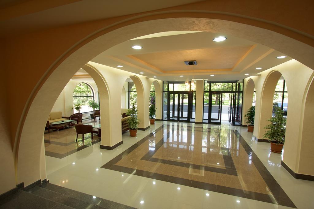 Best Resort Aghveran Arzakan Exterior photo