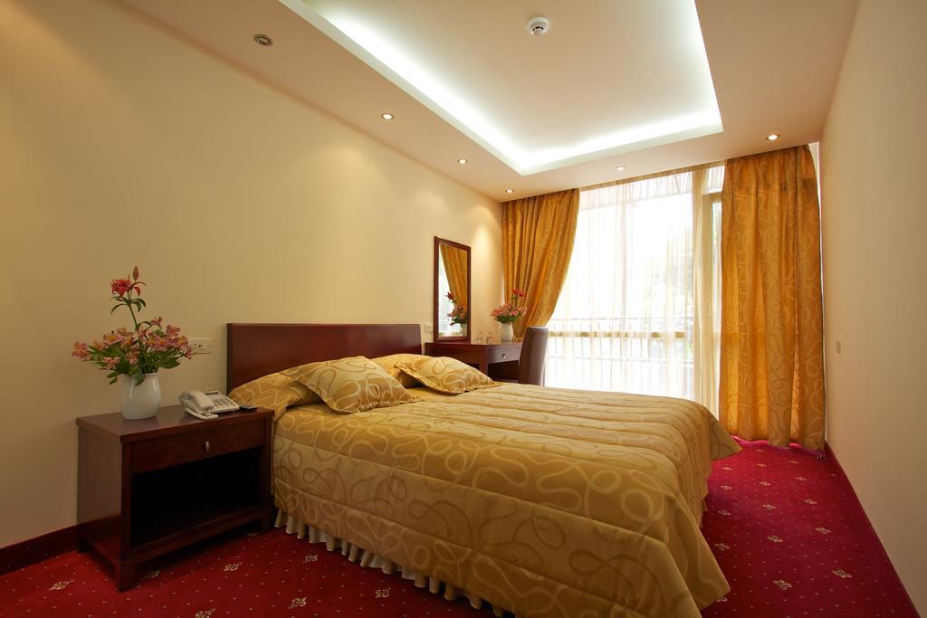 Best Resort Aghveran Arzakan Room photo