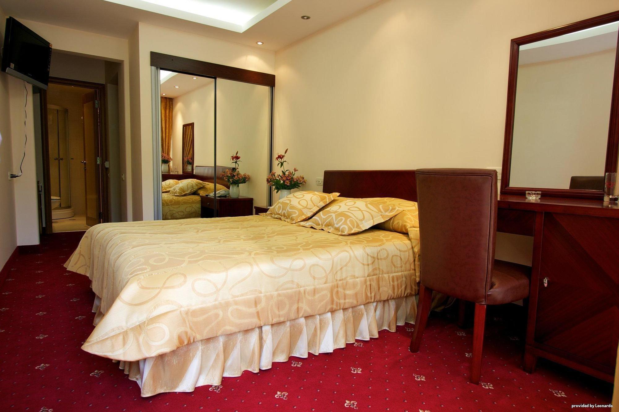Best Resort Aghveran Arzakan Room photo