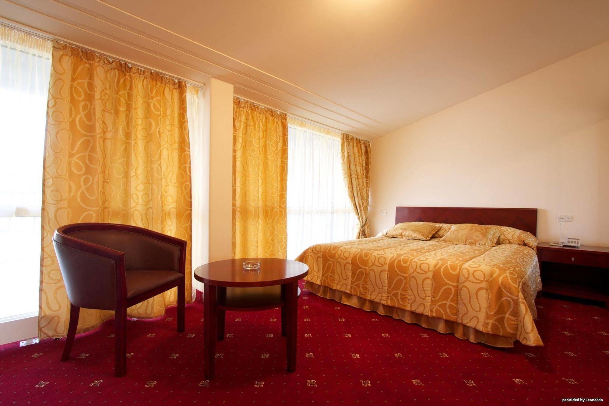 Best Resort Aghveran Arzakan Room photo